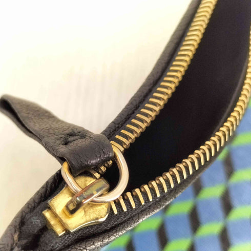 ピエールアルディ PIERRE HARDY 立体パターン クラッチバッグ レディース