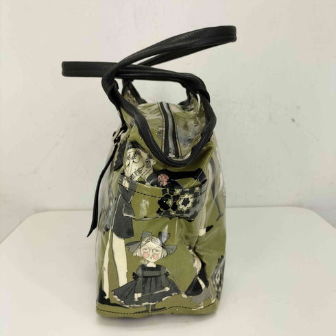 YAZZIE TAISE エナメルレザーハンドバッグ レディース
