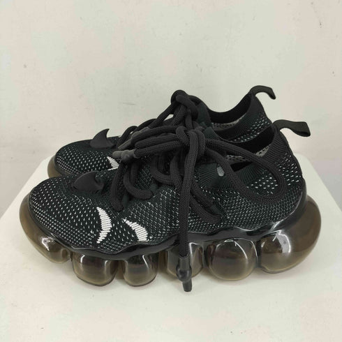 グラウンズ grounds Shark Fin Stripes Trainer メンズ JPN:25