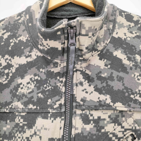 ユーエスアーミー U.S. ARMY 00S U.S. ARMED FORCES FREE IWOL Vest System A Test デジタルカモ ジップアップ ベスト メンズ LARGE/REGULAR