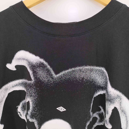 アンブロ UMBRO × Slam Jam 25aw Lasered Jester T-Shirt メンズ import:XL