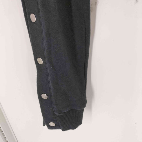 フォーエバー21 FOREVER 21 サイドスタッドボタンスウェット メンズ JPN:M