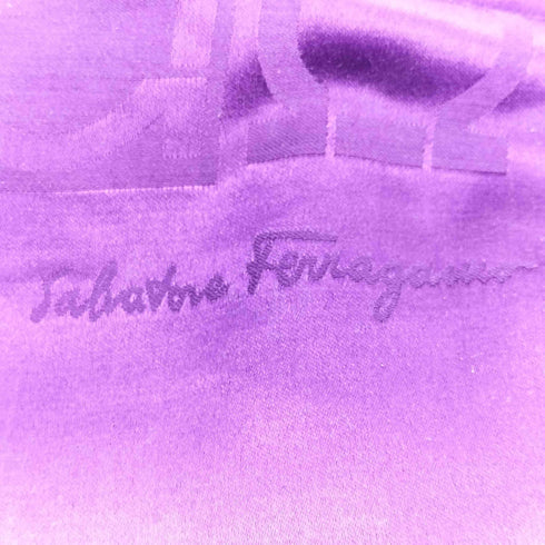サルヴァトーレフェラガモ Salvatore Ferragamo ガンチーニ柄 ストール レディース