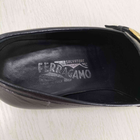 サルヴァトーレフェラガモ Salvatore Ferragamo ガンチーニ ブラックレザーローファー メンズ UK:6.5