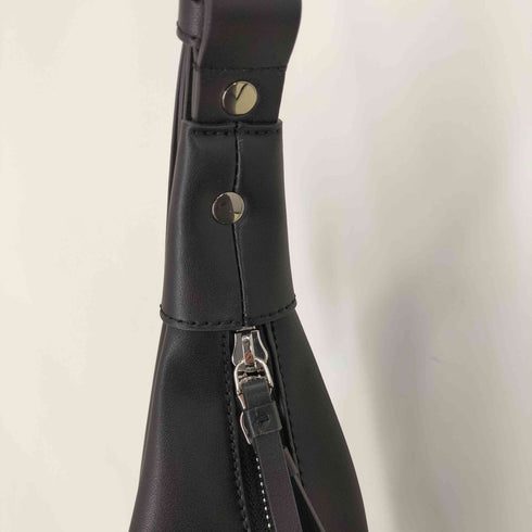 チャールズアンドキース CHARLES&KEITH Odella カーブホーボーバッグ レディース
