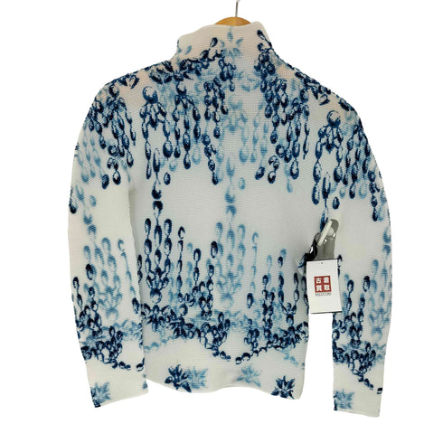ミーイッセイミヤケ me ISSEY MIYAKE 総柄 ハイネック プリーツ トップス レディース