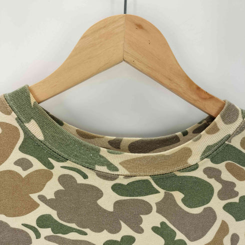 アンディフィーテッド UNDEFEATED バック ポケット 迷彩 カモ スウェット トレーナー メンズ import:L