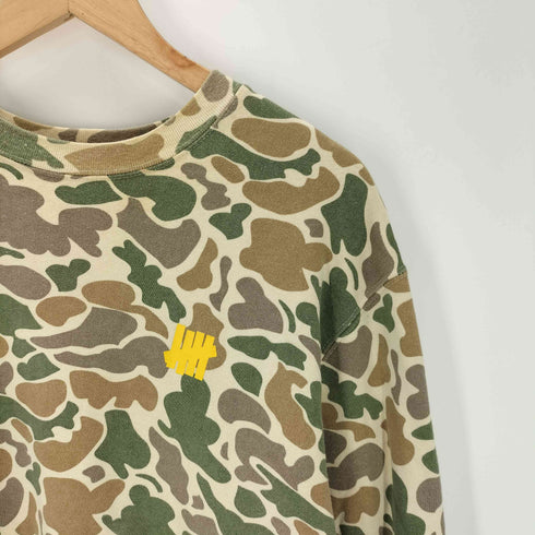 アンディフィーテッド UNDEFEATED バック ポケット 迷彩 カモ スウェット トレーナー メンズ import:L