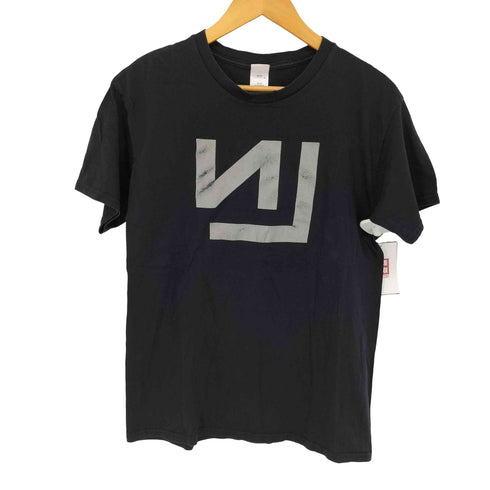 ギルダン GILDAN バンドプリント クルーネックTシャツ メンズ JPN:M
