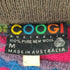 クージー COOGI オーストラリア製 総柄 Vネック 3Dニット メンズ import:M