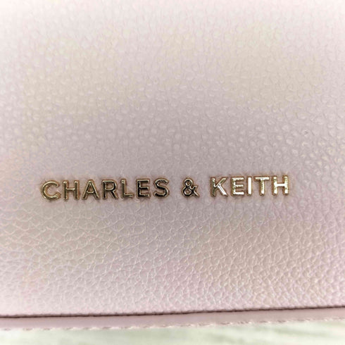 チャールズアンドキース CHARLES&KEITH Aubrielle オブリエル ベルトショルダーバッグ レディース