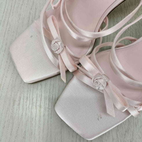 チャールズアンドキース CHARLES&KEITH Kelis ケリス ローズボウ ストラッピーヒールミュール レディース 37