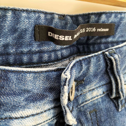 ディーゼル DIESEL イタリア製 BUSTER REGULAR SLIM TAPERED ダメージ スリムデニムパンツ メンズ W30 L32