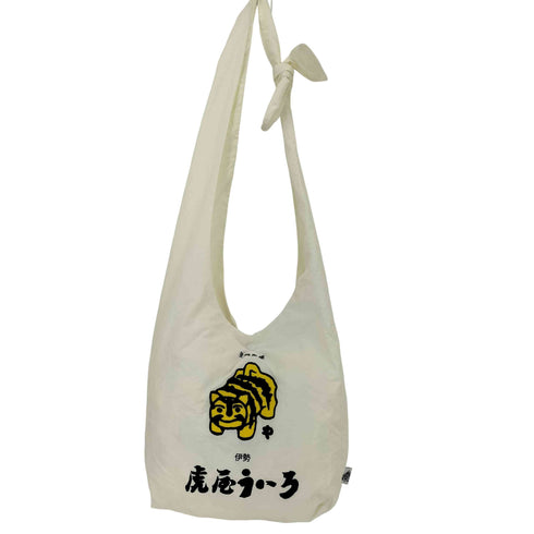 イアパピヨネ ear PAPILLONNER 刺繍トートバッグ レディース