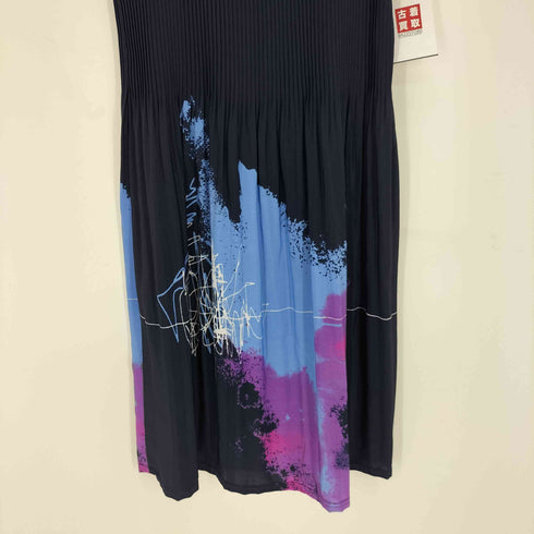 LOVE JOLIE ペイント総柄 プリーツ S/S ワンピース レディース