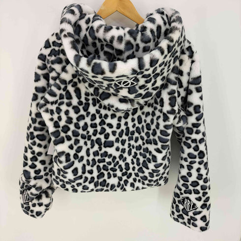 KRYCLOTHING レオパード柄 クロップド ファージャケット レディース