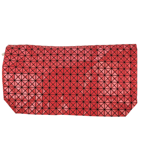 バオバオイッセイミヤケ BAO BAO ISSEY MIYAKE クラッチバック レディース