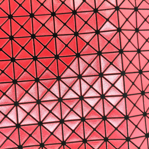 バオバオイッセイミヤケ BAO BAO ISSEY MIYAKE クラッチバック レディース