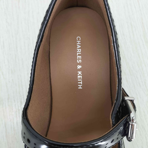 チャールズアンドキース CHARLES&KEITH ダブルストラップ ブロークメリージェーン レディース 36