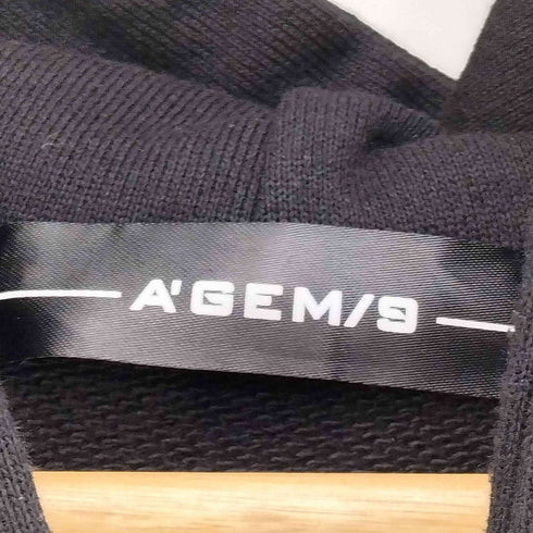 エージェムナイン AGEM/9 スクロールロゴジップパーカー メンズ FREE
