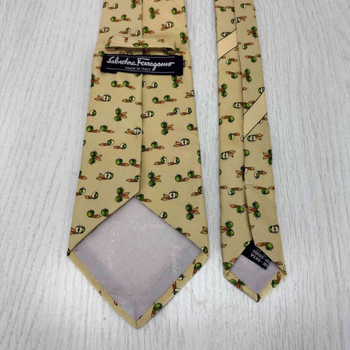 サルヴァトーレフェラガモ Salvatore Ferragamo 総柄 シルクネクタイ メンズ