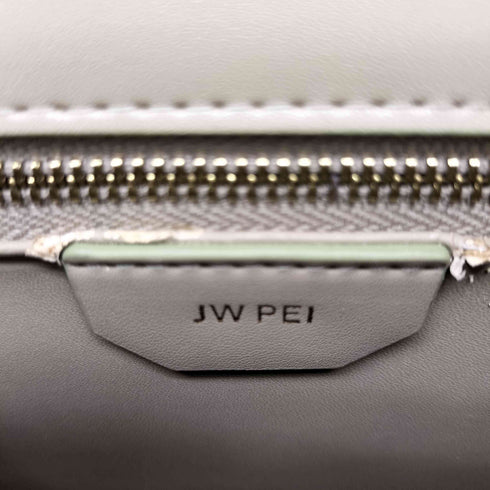 ジェイダブリューペイ JW PEI クロコ型押し ミニフラップバッグ レディース