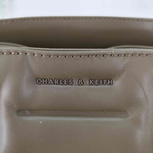 チャールズアンドキース CHARLES&KEITH バックルストラップ トートバッグ レディース