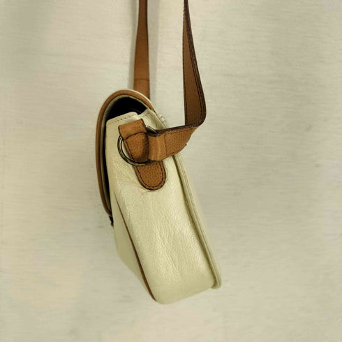 ペレボルサ PELLE BORSA レザーショルダーバッグ レディース