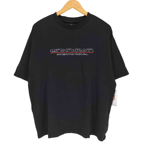 アンノウンロンドン UNKNOWN LONDON フロントプリントクルーネックTシャツ メンズ L