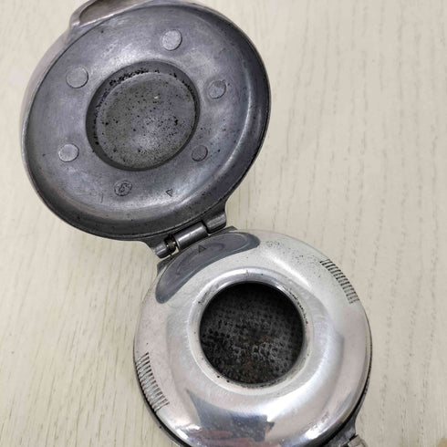 ヴィヴィアンウエストウッド Vivienne Westwood ROUND ORB ASHTRAY オーブ 刻印 携帯灰皿 メンズ ONE SIZE