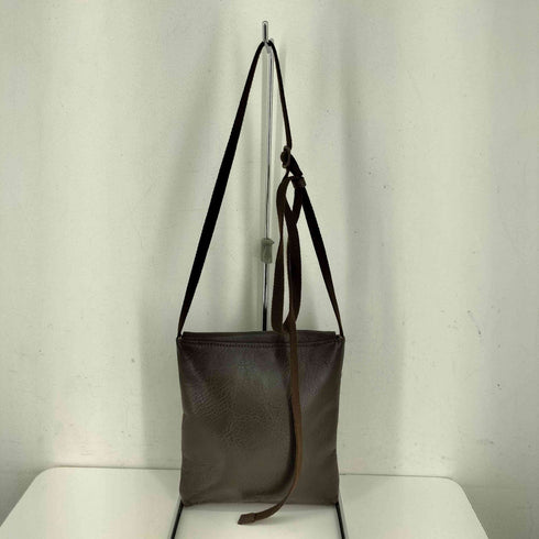 C'OMODO+PLUST レザーショルダーバッグ レディース