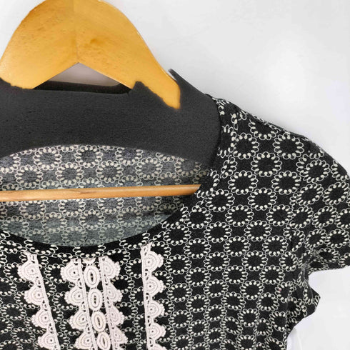 マックスマーラウィークエンド MAX MARA WEEKEND 総柄 レース刺繍 半袖カットソー レディース import:S