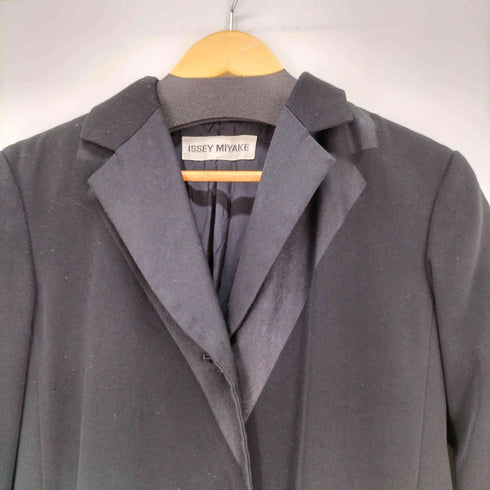 イッセイミヤケ ISSEY MIYAKE トロンプルイユ ダブルラペル ポリギャバ スーパーロング コート レディース JPN:1