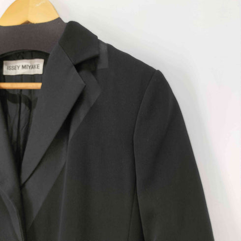 イッセイミヤケ ISSEY MIYAKE トロンプルイユ ダブルラペル ポリギャバ スーパーロング コート レディース JPN:1