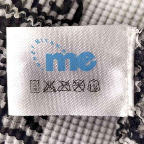ミーイッセイミヤケ me ISSEY MIYAKE 10SS 総柄 ハイネック プリーツトップ レディース