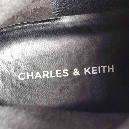 チャールズアンドキース CHARLES&KEITH Leoi レオイ バックジップチャンキーアンクルブーツ レディース JPN:38