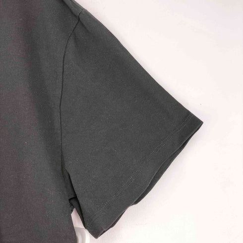 フェイアーオブゴッドエッセンシャルズ FEAR OF GOD ESSENTIALS バックプリント S/S Tシャツ メンズ JPN:M