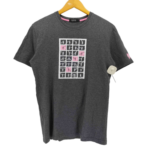 バーバリーブラックレーベル BURBERRY BLACK LABEL 手旗信号 プリント クルーネック S/S Tシャツ メンズ JPN:3