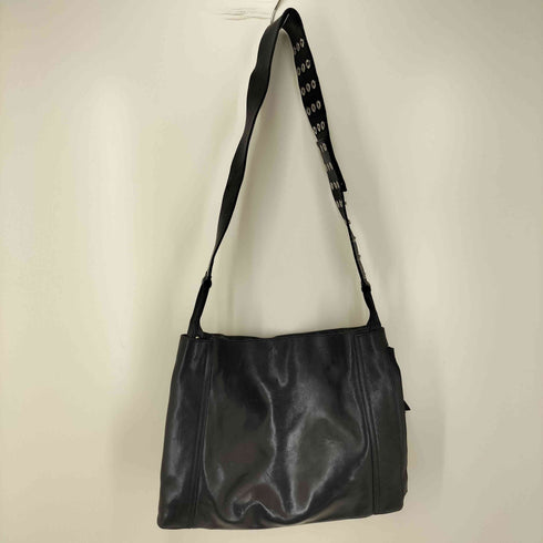 ドルチェアンドガッバーナ DOLCE&GABBANA DGロゴ スタッズ レザー ショルダー バッグ メンズ