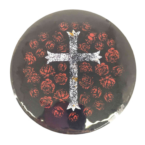 N NUMBER 06SS ローズ期 ローズ クロス 缶バッジ メンズ ONE SIZE