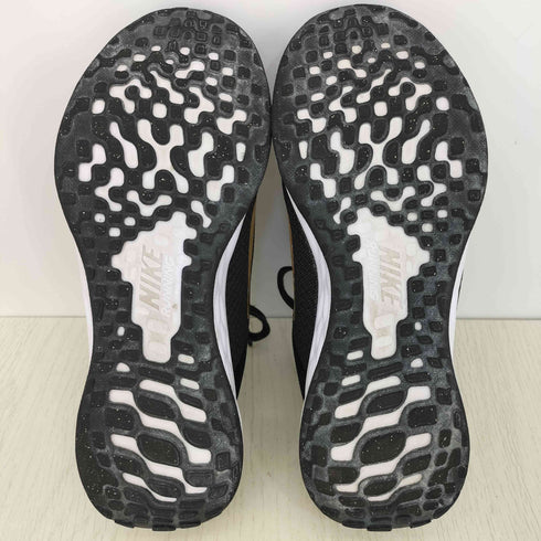 ナイキ NIKE Revolution 6 レボリューション 6 ローカットスニーカー レディース JPN:24