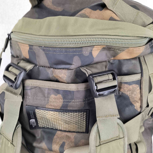 ザノースフェイス THE NORTH FACE BASE CAMP DUFFEL ベース・キャンプ・ダッフル メンズ M