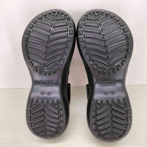 クロックス crocs メガ クラッシュ 厚底サンダル レディース 27