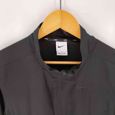 ナイキ NIKE ウインドジャケット ナイキ ウーブン インシュレイテッド ジャケット メンズ JPN:M