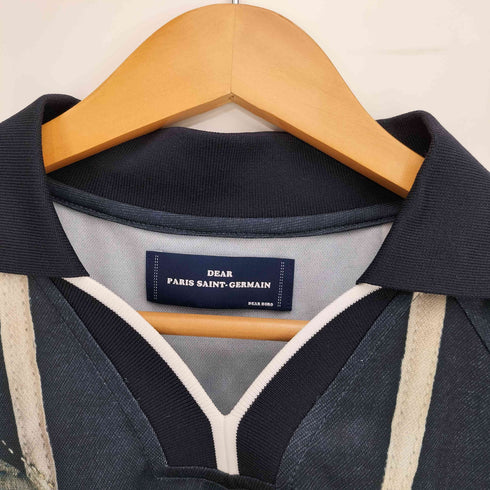 パリサンジェルマン PARIS SAINT GERMAIN 25ss POGGY DEAR PSG PRINTED GAME SHIRT メンズ JPN:L