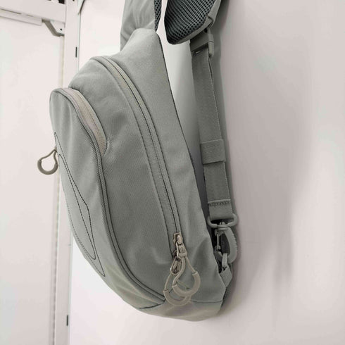 ミスチーフ MSCHF RHOMBUS POCKET SLING BAG ロンバスポケットスリングバッグ メンズ