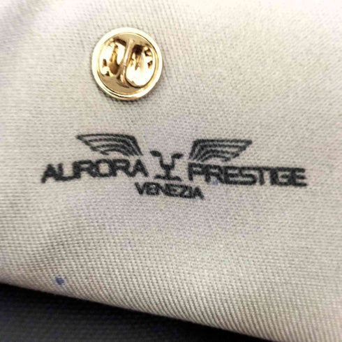 AURORA PRESTIGE オーロラプレステージ ピンバッジ付トートバッグ レディース