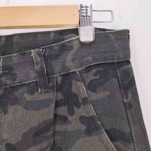 XGN ウットランドカモ タック デニム カーゴパンツ メンズ