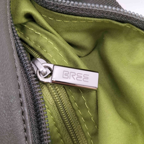 ブリー BREE レザー ショルダーバッグ メンズ