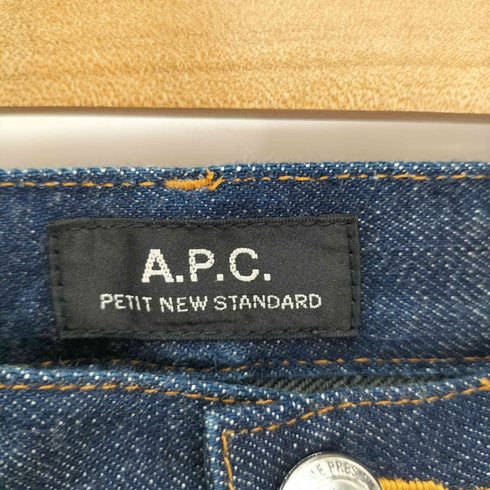アーペーセー A.P.C. ボタンフライ テーパード デニムパンツ メンズ